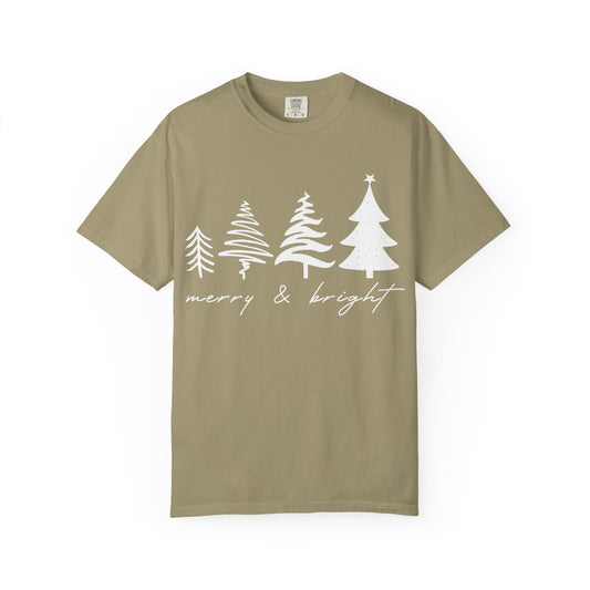 Merry & Bright Holiday Shirt | Retro Merry Christmas Holiday Tees | Xmas Winter Outfit | Christmas Trees T-shirt | Womens Festive Holiday