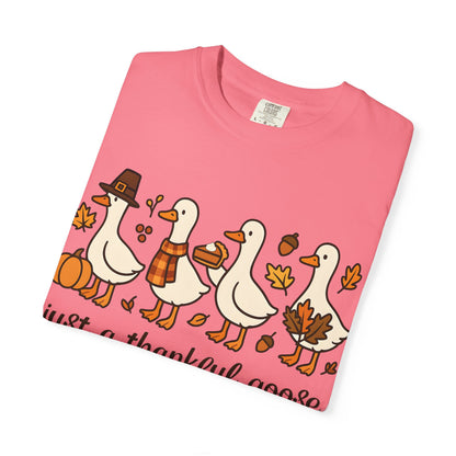 Thankful Goose Illustration T-shirt | Thanksgiving Fall Ducks Pumpkins Leaves