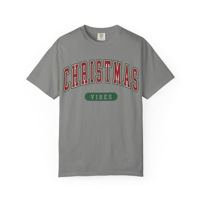 Retro Christmas Vibes T-shirt | Womens Christmas Outfit | Holiday Tees | Womens Xmas Party Gift, Festive Holiday shirt