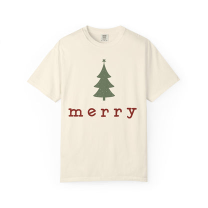 Retro Merry T-shirt | Merry Christmas Tees | Festive Holiday Outfit | Gift for Women | Christmas Minimalist T-shirt