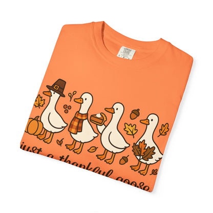 Thankful Goose Illustration T-shirt | Thanksgiving Fall Ducks Pumpkins Leaves