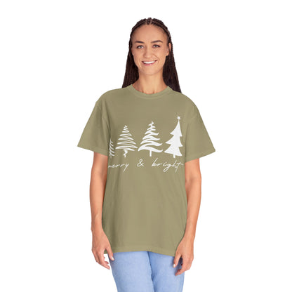 Merry & Bright Holiday Shirt | Retro Merry Christmas Holiday Tees | Xmas Winter Outfit | Christmas Trees T-shirt | Womens Festive Holiday