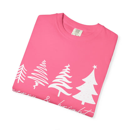 Merry & Bright Holiday Shirt | Retro Merry Christmas Holiday Tees | Xmas Winter Outfit | Christmas Trees T-shirt | Womens Festive Holiday